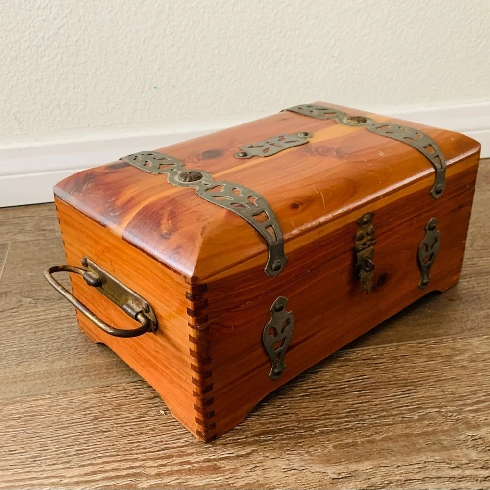 Vintage Mc Grae New York Wooden Box